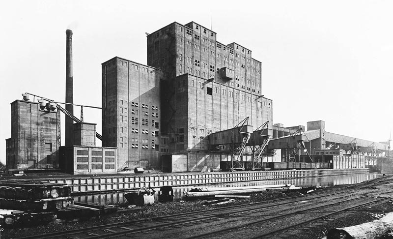 Northern Central Grain Elevator, 1920